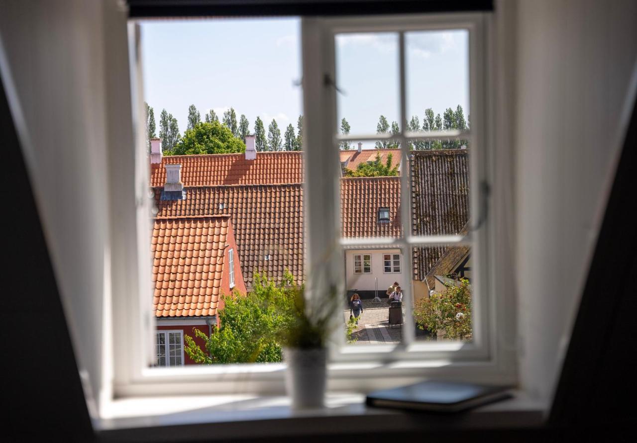Hotel Aerohus Ærøskøbing Екстериор снимка