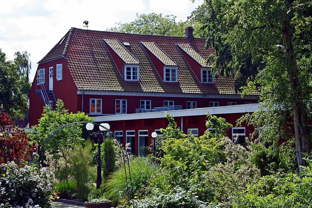 Hotel Aerohus Ærøskøbing Екстериор снимка