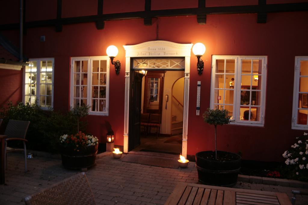 Hotel Aerohus Ærøskøbing Екстериор снимка